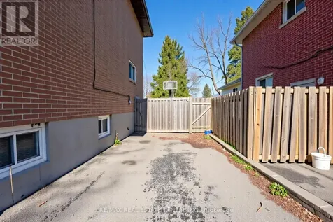 231 Perth Street Brockville ON K6V 5E7
