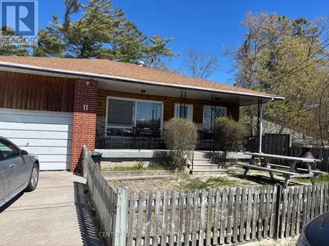 11 12th Street North Wasaga Beach ON L9Z 2J9