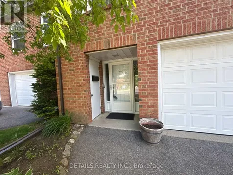 40 Appleby Private Ottawa ON K2C 3P4