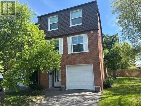 40 Appleby Private Ottawa ON K2C 3P4