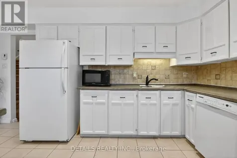 40 Appleby Private Ottawa ON K2C 3P4