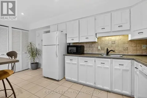 40 Appleby Private Ottawa ON K2C 3P4