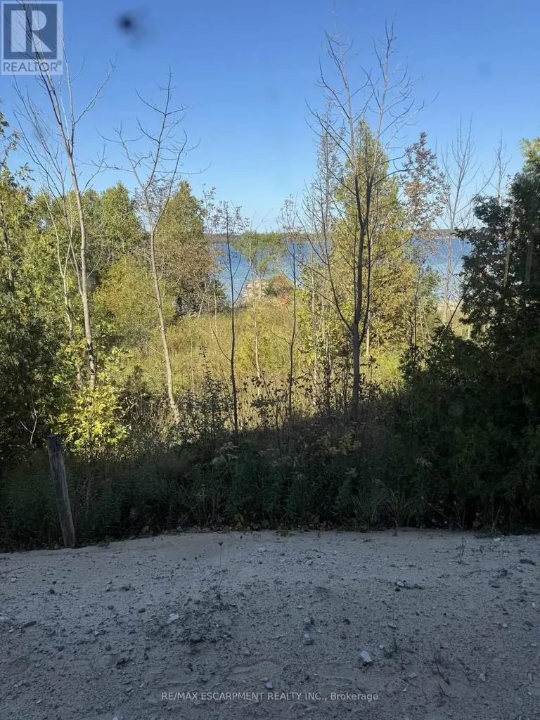 147 Wilson Drive Georgian Bluffs ON N0H 2T0