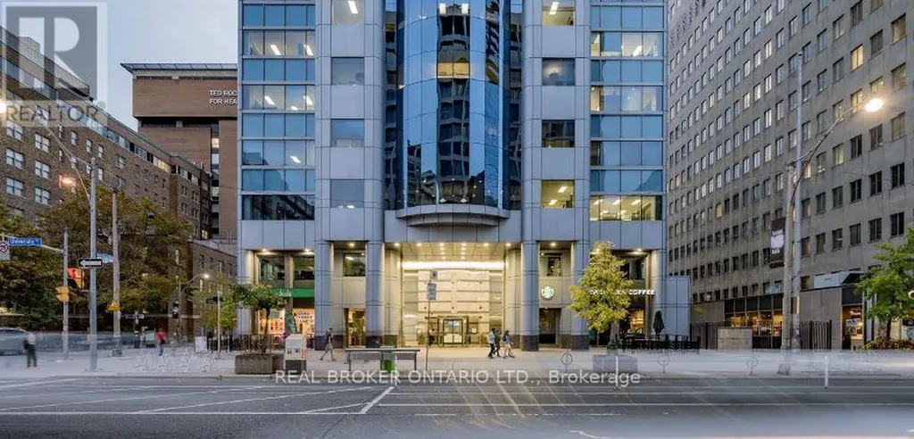 525 University Avenue Toronto (bay Street Corridor) ON M5G 2L3