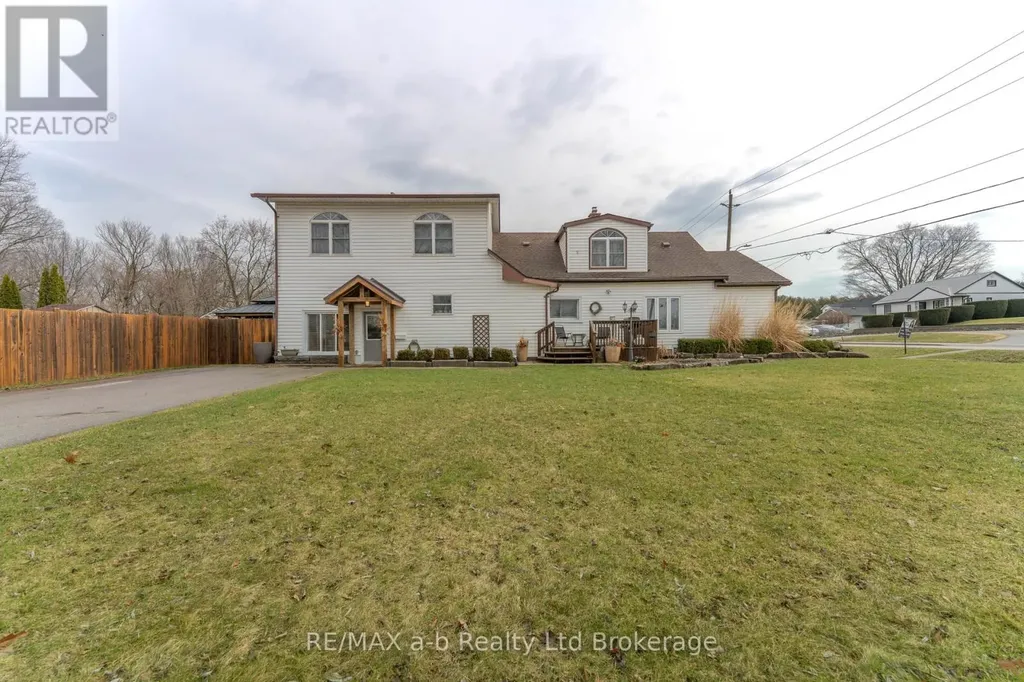 13 Potters Road North Tillsonburg ON N4G 2G9