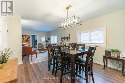 13 Potters Road North Tillsonburg ON N4G 2G9