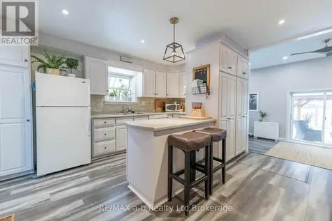 13 Potters Road North Tillsonburg ON N4G 2G9