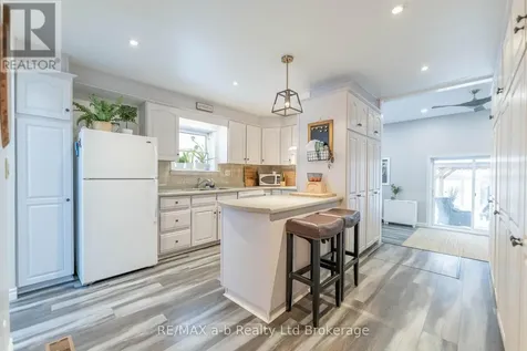 13 Potters Road North Tillsonburg ON N4G 2G9