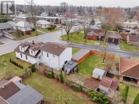 13 Potters Road North Tillsonburg ON N4G 2G9