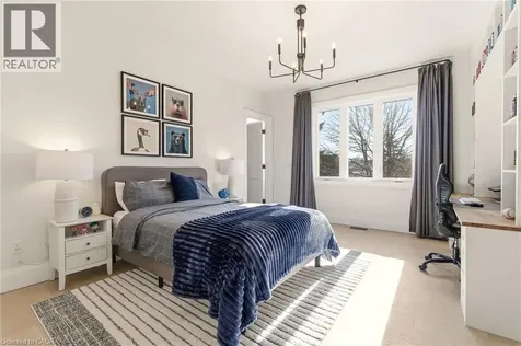 940 Gorton Avenue Burlington ON L7T 1S5