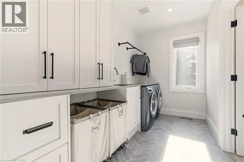 940 Gorton Avenue Burlington ON L7T 1S5