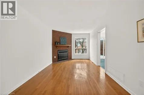 51 Pirie Drive Dundas ON L9H 6X6