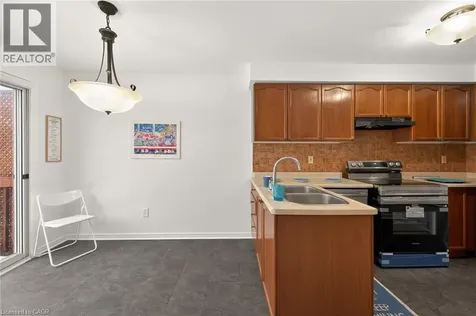 51 Pirie Drive Dundas ON L9H 6X6