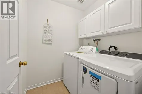 51 Pirie Drive Dundas ON L9H 6X6