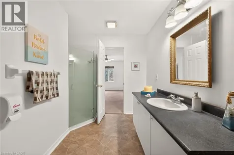 51 Pirie Drive Dundas ON L9H 6X6