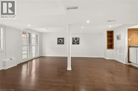 51 Pirie Drive Dundas ON L9H 6X6