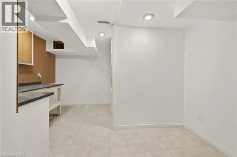 51 Pirie Drive Dundas ON L9H 6X6