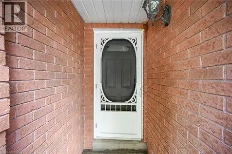 51 Pirie Drive Dundas ON L9H 6X6