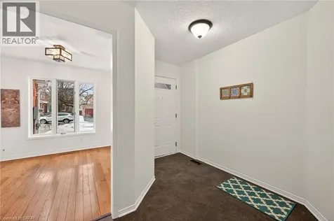 51 Pirie Drive Dundas ON L9H 6X6