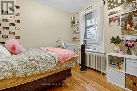 152 Goulburn Avenue Ottawa ON K1N 8E2