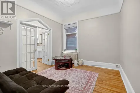 152 Goulburn Avenue Ottawa ON K1N 8E2