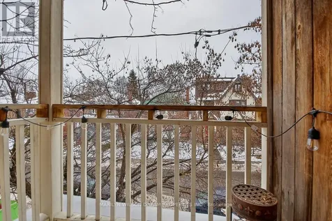 152 Goulburn Avenue Ottawa ON K1N 8E2