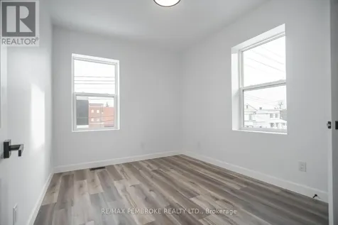 392 Isabella Street Pembroke ON K8A 5T5