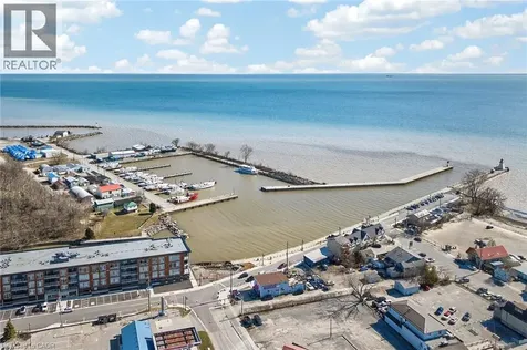 12 St Andrew Street Port Dover ON N0A 1N1