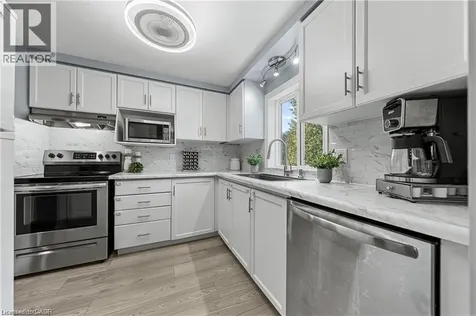 320 Alma Street Rockwood ON N0B 2K0