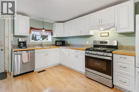 166 London Road Thamesville ON N0P 2K0