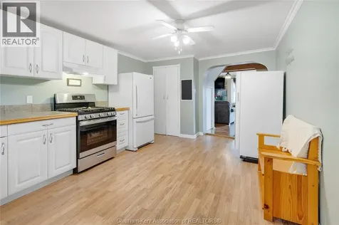 166 London Road Thamesville ON N0P 2K0