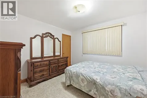 17 Queen Street North Thorold ON L2V 2P7
