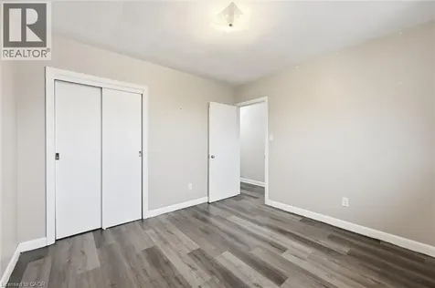 17 Queen Street North Thorold ON L2V 2P7