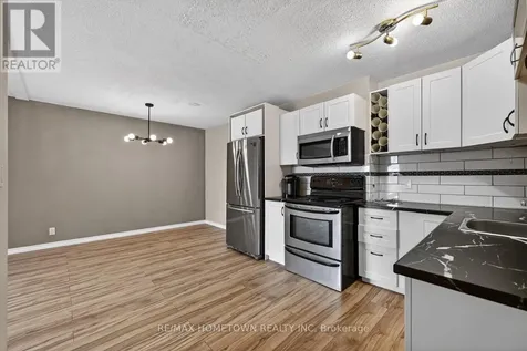 819 Macodrum Drive Brockville ON K6V 6P6