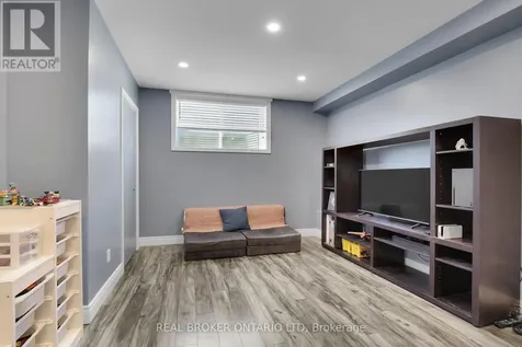 27 Glenwood Street St. Thomas ON N5R 0G3
