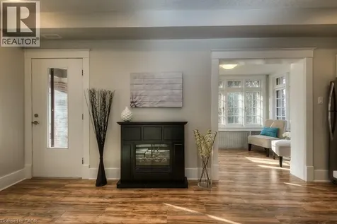 54 Park Street Kitchener ON N2G 1M3