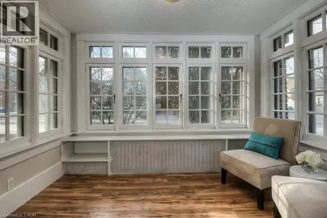 54 Park Street Kitchener ON N2G 1M3