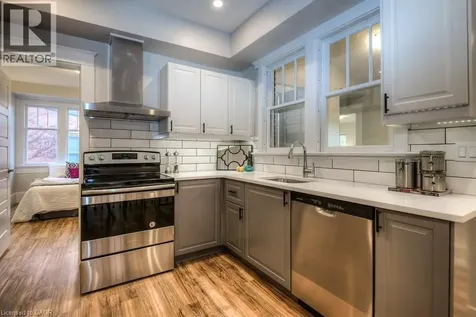 54 Park Street Kitchener ON N2G 1M3