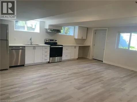 54 Park Street Kitchener ON N2G 1M3