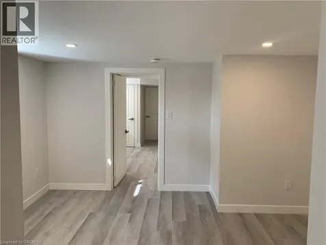 54 Park Street Kitchener ON N2G 1M3