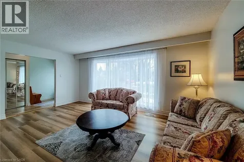 36 Hillcrest Avenue Brantford ON N3T 5X8