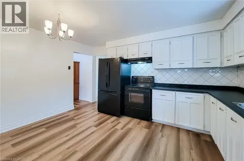 36 Hillcrest Avenue Brantford ON N3T 5X8