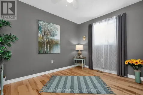 16 Mundy Avenue Tiny ON L9M 0B5