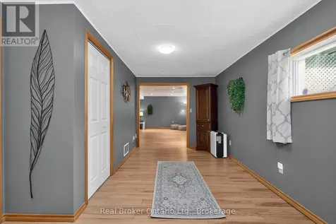 16 Mundy Avenue Tiny ON L9M 0B5