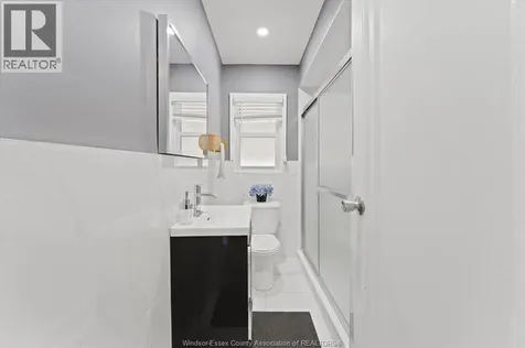 4590 Walker Road Windsor ON N8W 5V6
