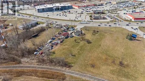 4590 Walker Road Windsor ON N8W 5V6