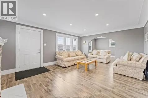 4590 Walker Road Windsor ON N8W 5V6