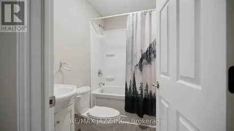 144 King Street West Cobourg ON K9A 2M5