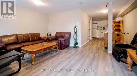 144 King Street West Cobourg ON K9A 2M5