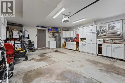 405 State Street Lasalle ON N9J 3G1
